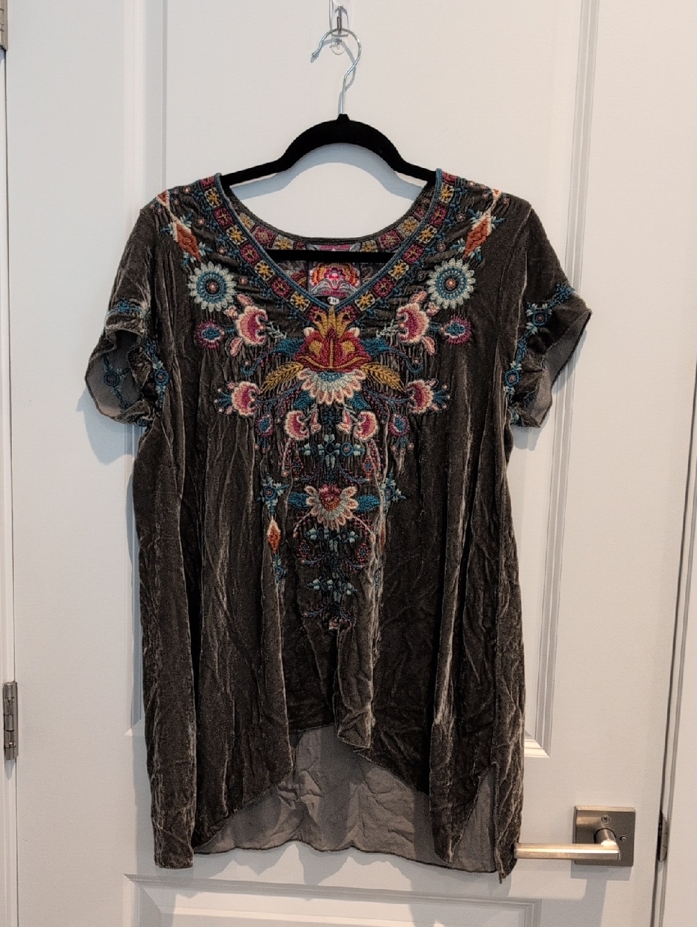 Johnny Was Embroidered V-Neck Velvet Tunic Top